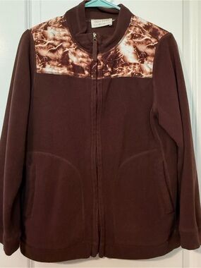 PtP 19-22” Level Eight Brown Fleece Zip Jacket • Cozy Marble Print • Medium